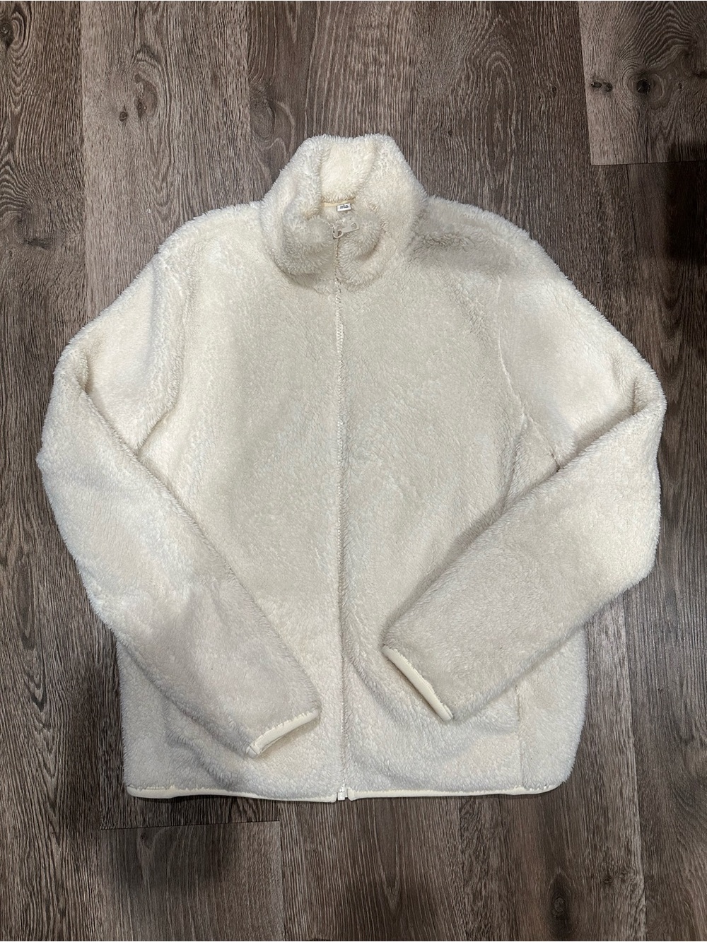 UNIQLO Women’s Cream Sherpa Zip-Up Jacket